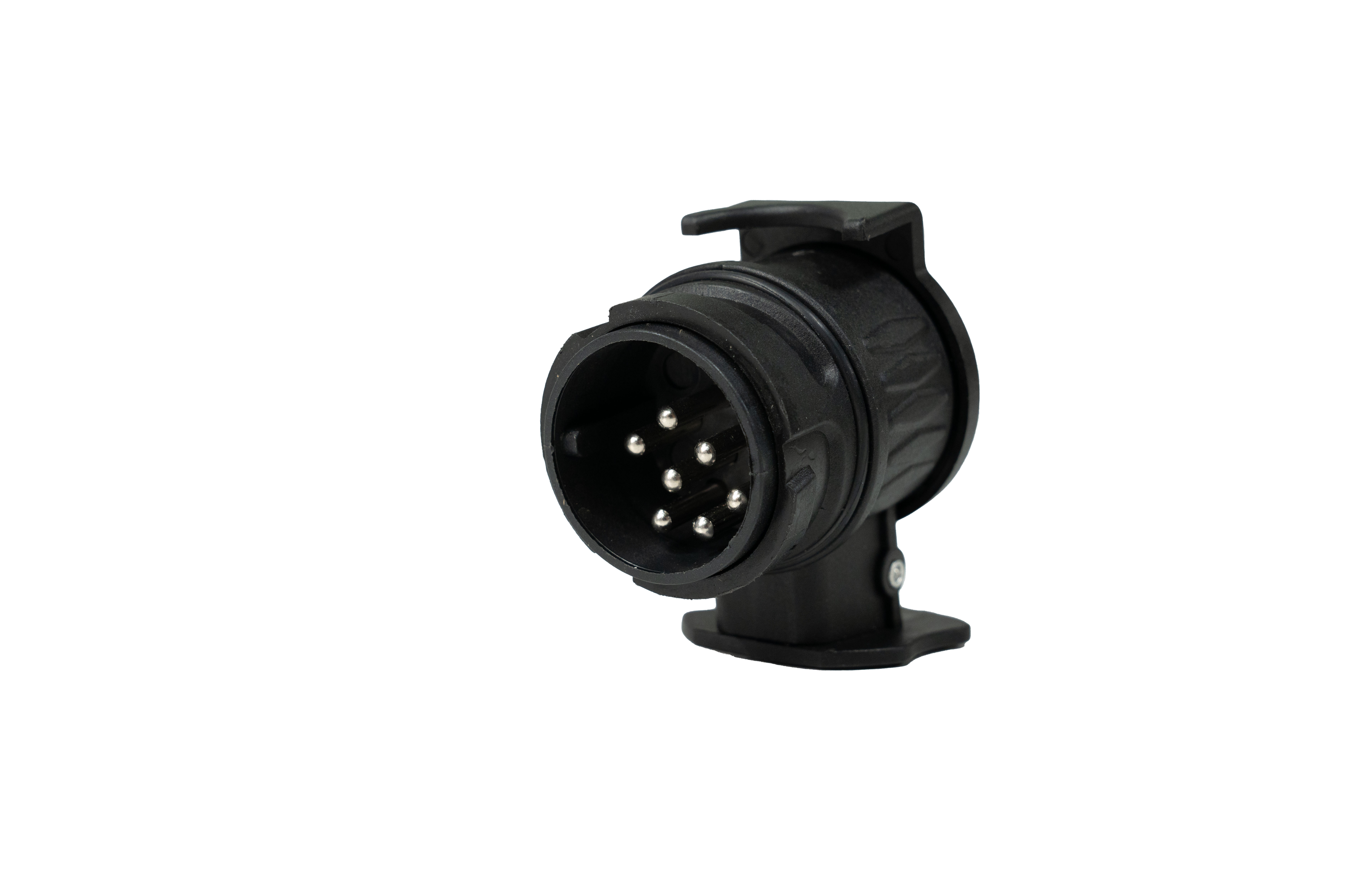 M05548 - ADAPTADOR BASE COCHE 13P/CLAV.REMOLQUE 7P