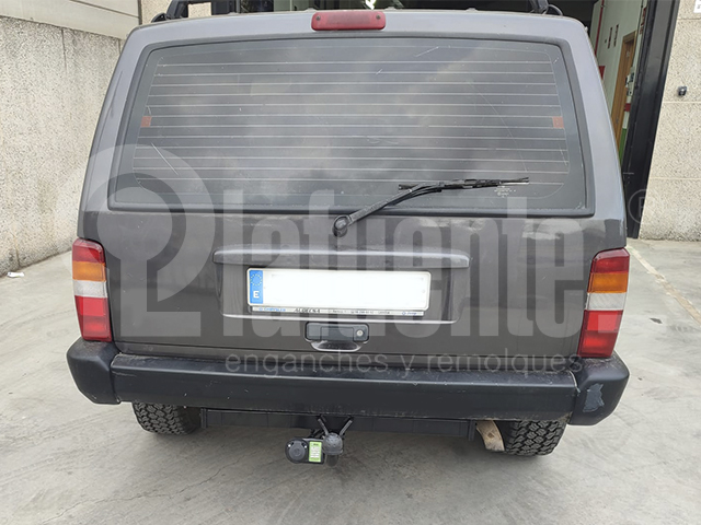 avec rotule fixe col de cygne Attelage voiture EE0100 pour JEEP Cherokee Tout terrain 1996