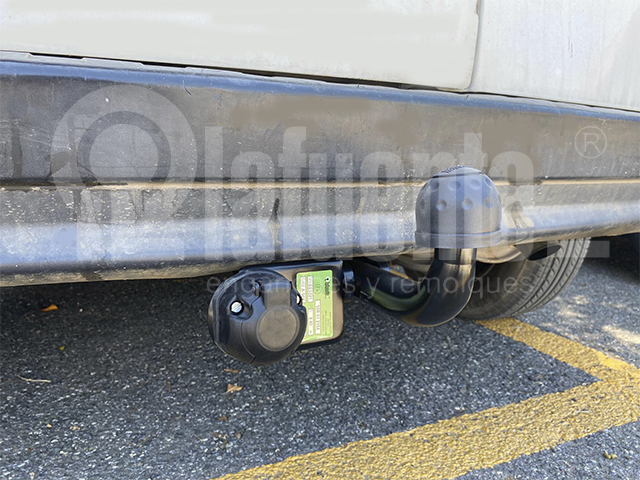 avec rotule fixe col de cygne Attelage voiture EE0321 pour RENAULT Kangoo Fourgon (KW + W + X61) 2010