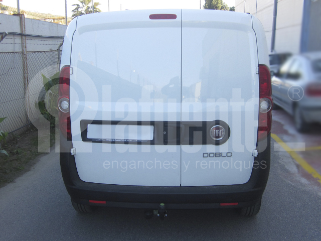 Starre&nbsp;Anhängerkupplung EE0364 für FIAT Doblo Kastenwagen (Typ 263) 2013