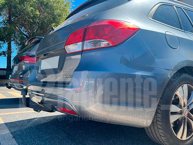 Starre&nbsp;Anhängerkupplung EE0438 für CHEVROLET Cruze Kombi 2012