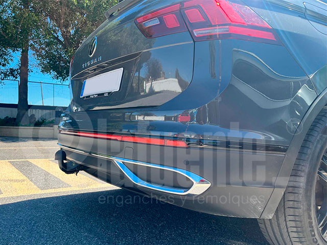 Starre&nbsp;Anhängerkupplung EE0499 für VOLKSWAGEN Tiguan SUV (Typ 5N) 2022