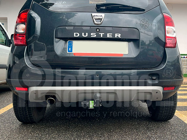 Starre&nbsp;Anhängerkupplung EE0586 für DACIA Duster I (SD / SR) 2017
