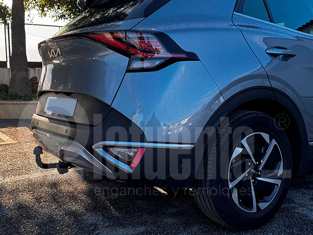 Starre&nbsp;Anhängerkupplung EE0627 für KIA Sportage Allroad 2022