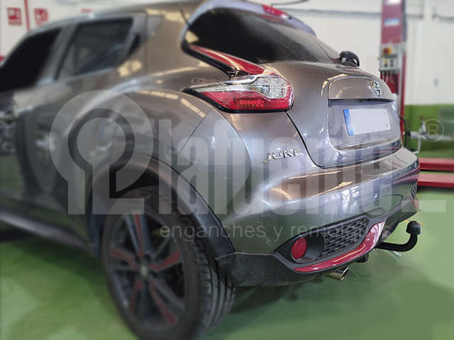 Horizontal Abnehmbare&nbsp;Anhängerkupplung EE1395 für NISSAN Juke 2WD 2010