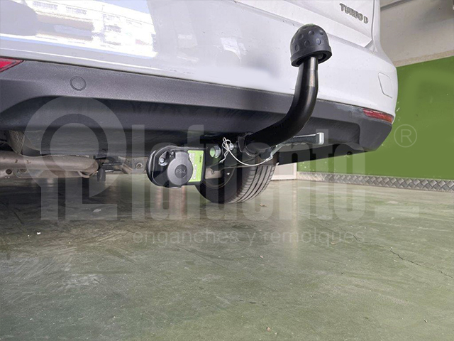 Horizontal Abnehmbare Anhängerkupplung EE1521 für OPEL Insignia Kombi 2023