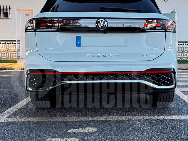 Vertikal Abnehmbare&nbsp;Anhängerkupplung EE4495 für VOLKSWAGEN Tiguan SUV (Typ CT) 2024