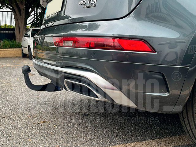 Vertikal Abnehmbare&nbsp;Anhängerkupplung EE4525 für AUDI Q5 FY 2019