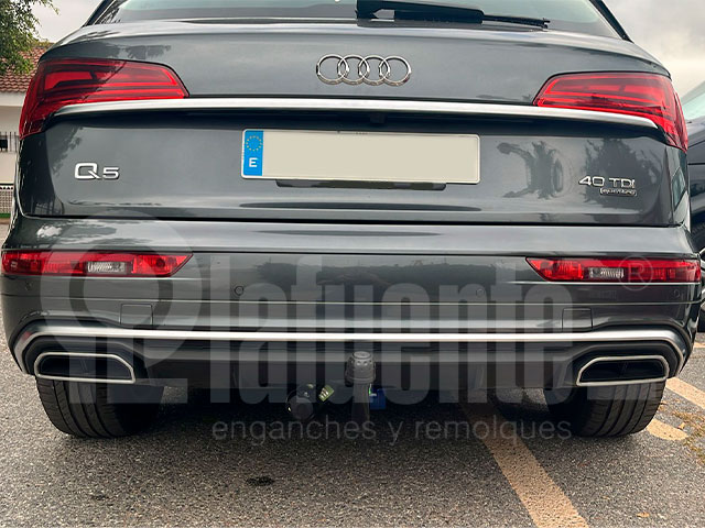 avec rotule démontable sans outils vertical (RDSOV)&nbsp;Attelage voiture EE4525 pour AUDI Q5 FY (HYBRID) 2024