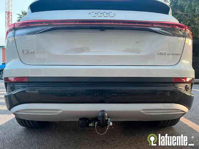 avec rotule démontable sans outils horizontal (RDSOH)&nbsp;Attelage voiture EE1644 pour AUDI Q4 E-TRON (SUV) 2022