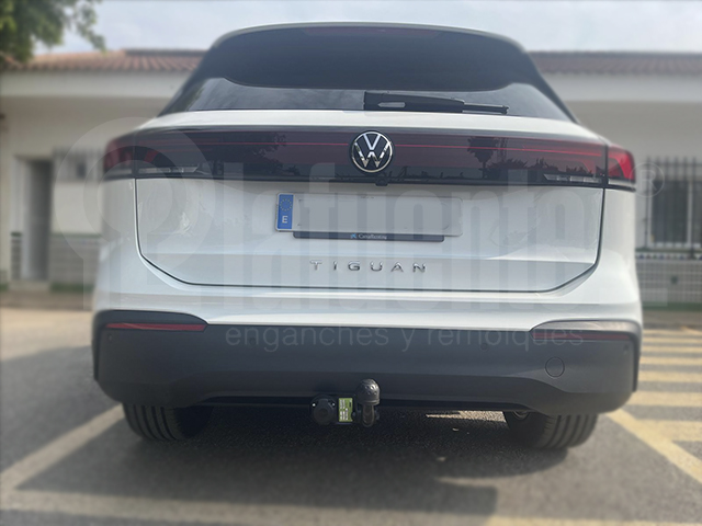 Starre&nbsp;Anhängerkupplung EE0688 für VOLKSWAGEN Tiguan SUV (Typ CT) 2026
